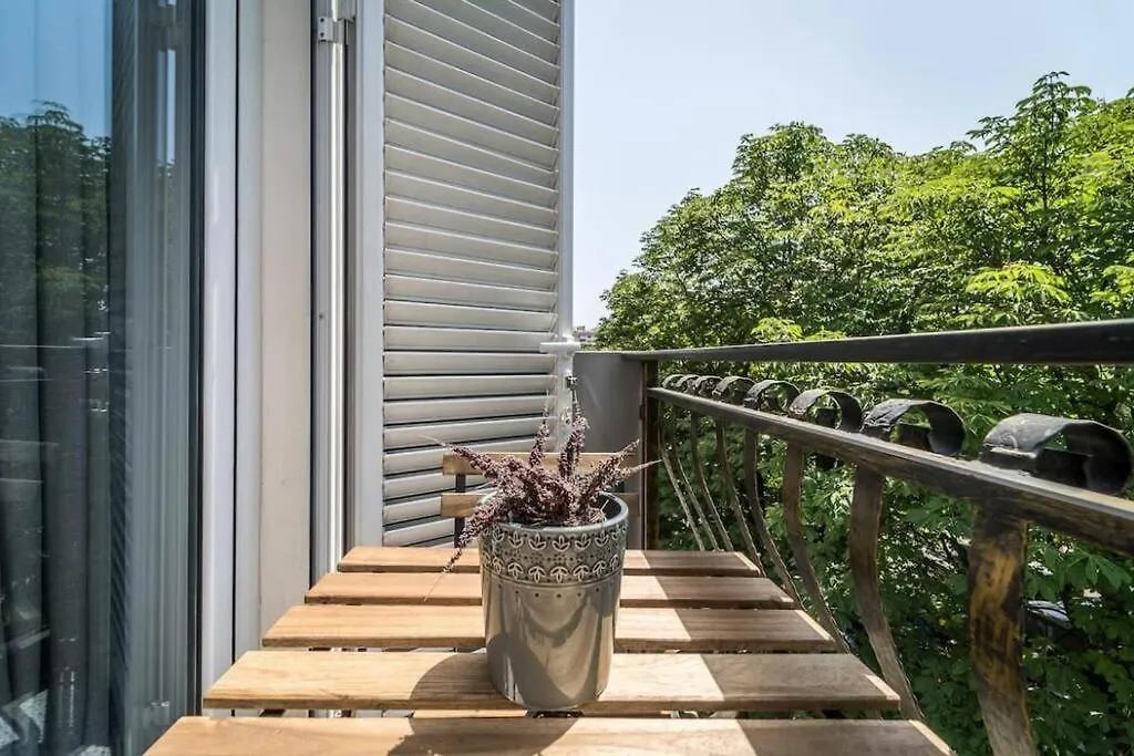 Blloku Deluxe 1Br/Ap Apartment Tirana