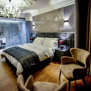 Отель Hotel Vila Tirana, Тирана