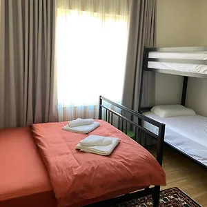 Хостел Vanilla Sky Boutique, Тирана