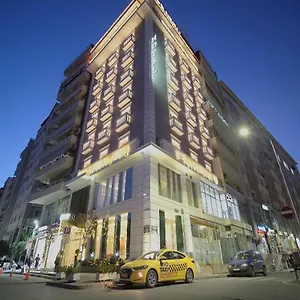 Hotel Light, Tirana