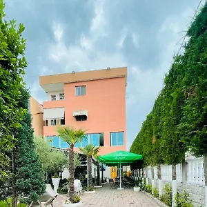 Appartement Bajovah & Restaurant, Tirana